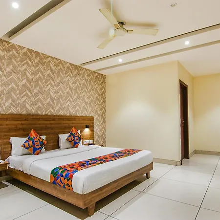 Fabhotel Golden Glory